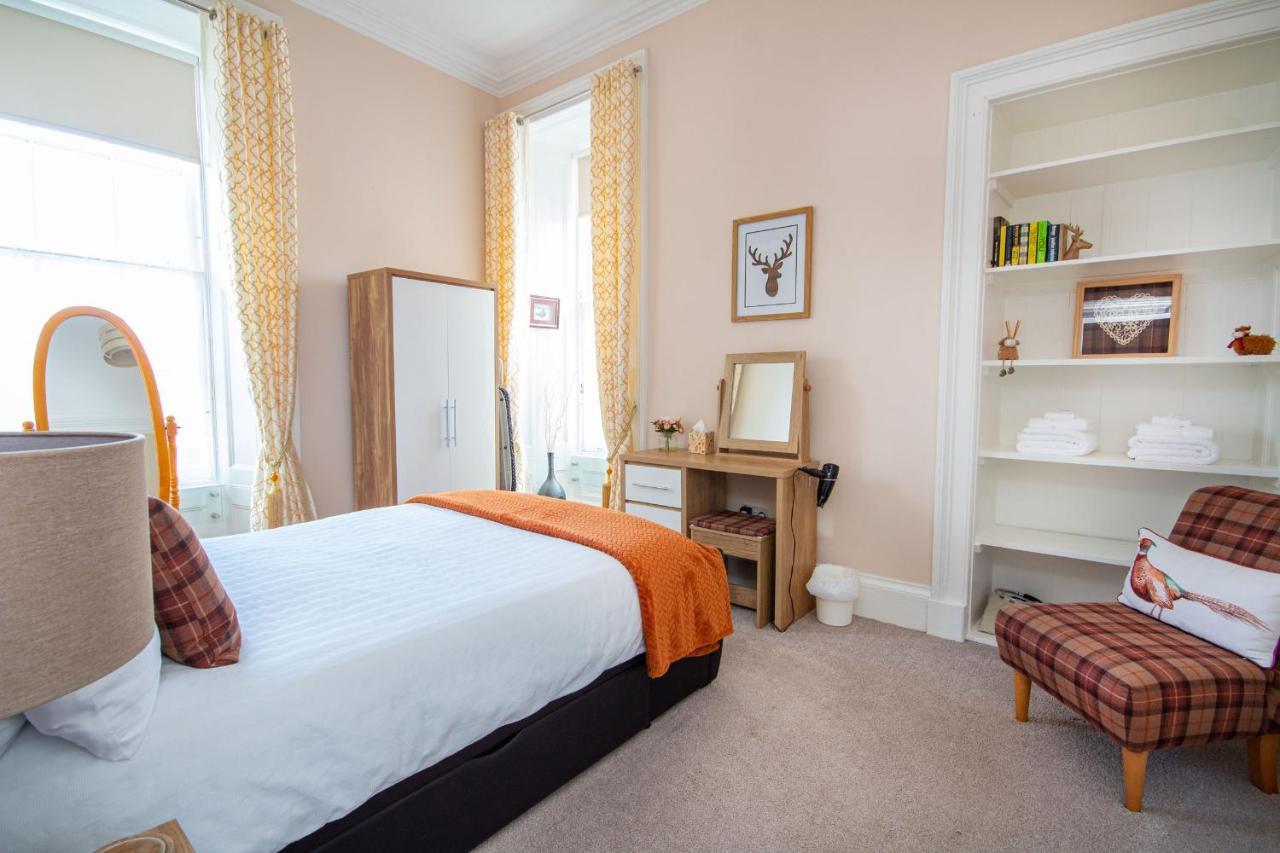 Flat 3 Barron House Apartment แนร์น ภายนอก รูปภาพ